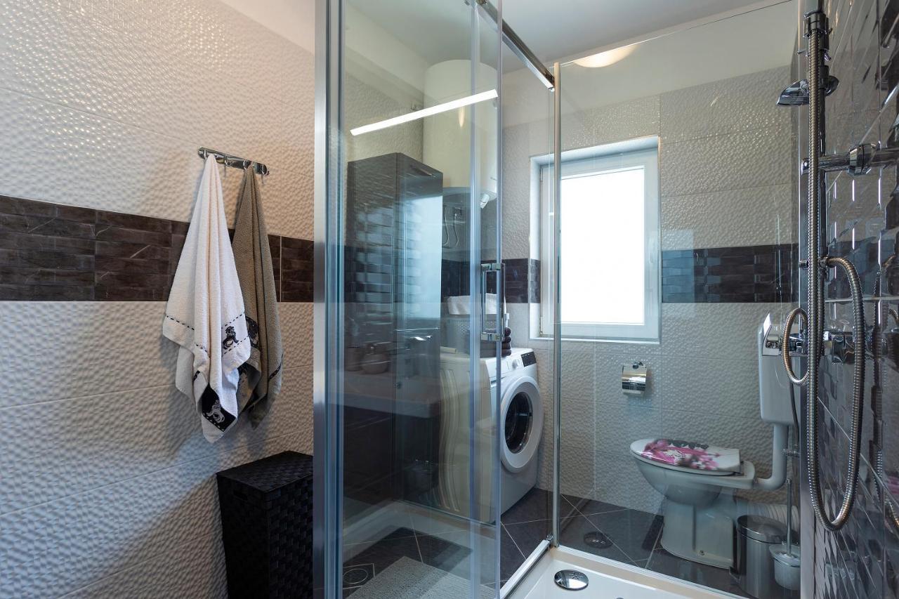 Apartmani Karoca 3 Pula Luaran gambar