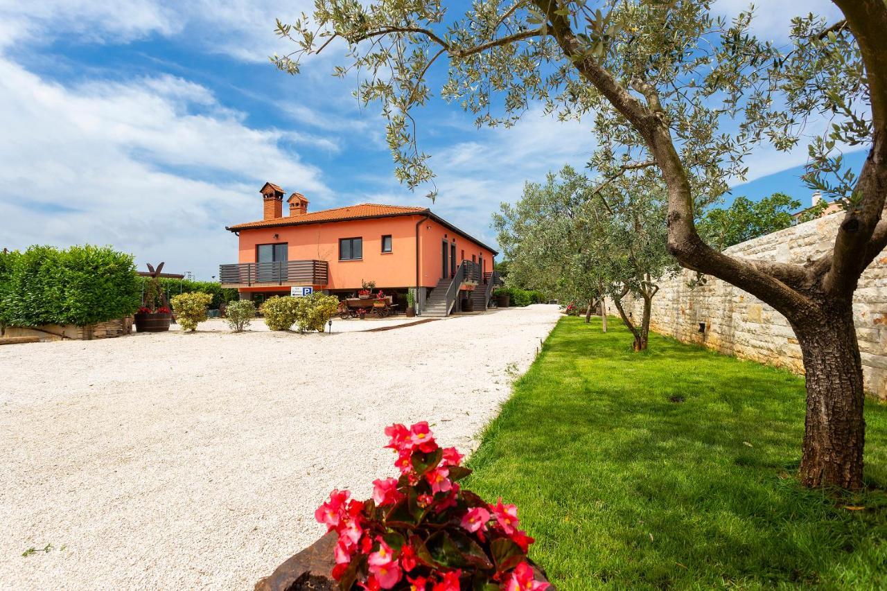 Apartmani Karoca 3 Pula Luaran gambar