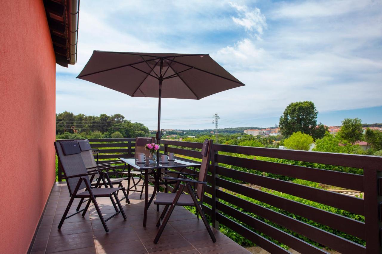 Apartmani Karoca 3 Pula Luaran gambar