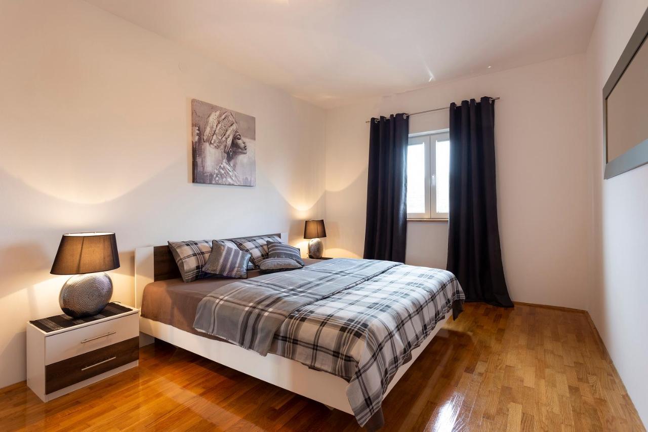 Apartmani Karoca 3 Pula Luaran gambar