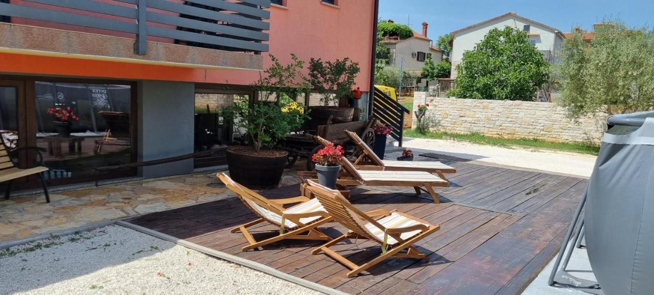 Apartmani Karoca 3 Pula Luaran gambar